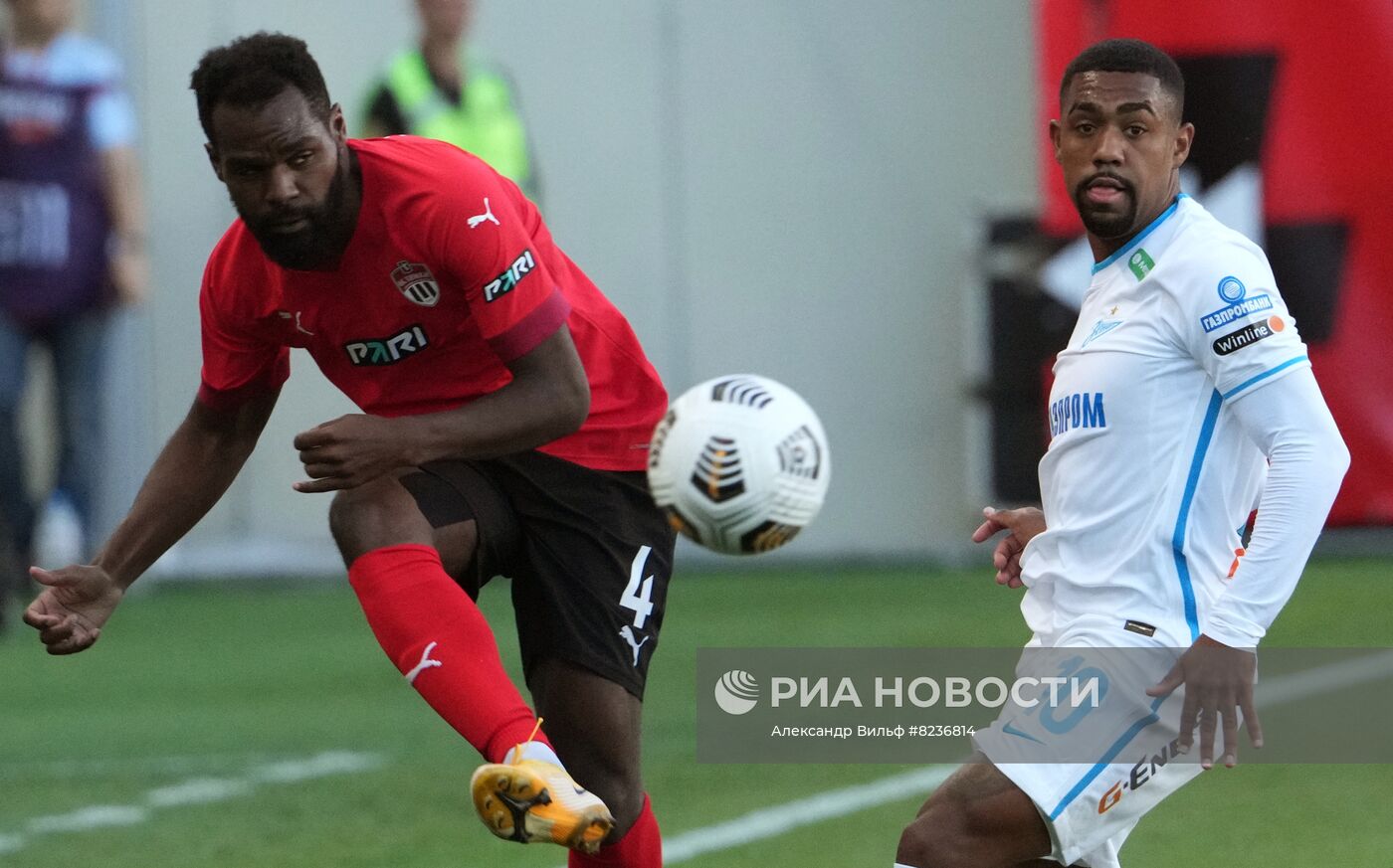 Футбол. РПЛ. Матч "Химки" - "Зенит"