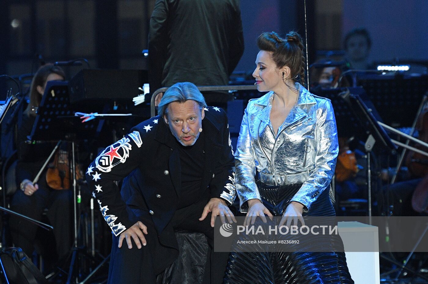 Премьера спектакля "Рабочий и Колхозница. Гала. 85 лет любви"