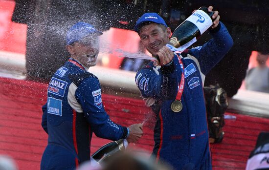 Финиш ралли "Шелковый путь - 2022" в Москве