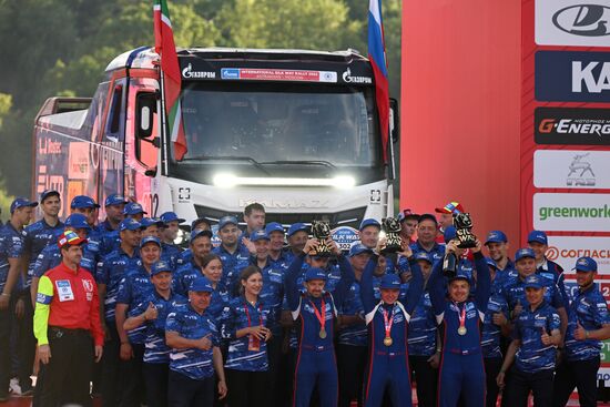 Финиш ралли "Шелковый путь - 2022" в Москве