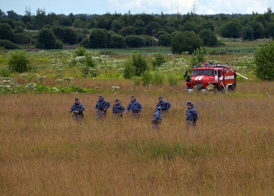 Вертолет Ми-8 потерпел крушение в Ленинградской области