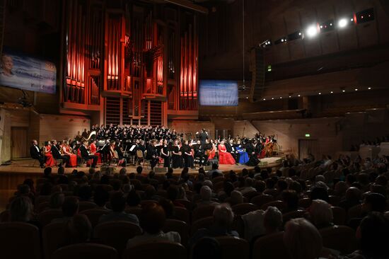 Вручение премии Е. Евтушенко "Поэт в России больше, чем поэт"