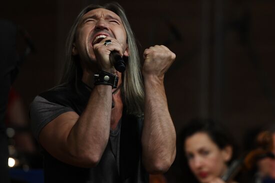 Вручение премии Е. Евтушенко "Поэт в России больше, чем поэт"