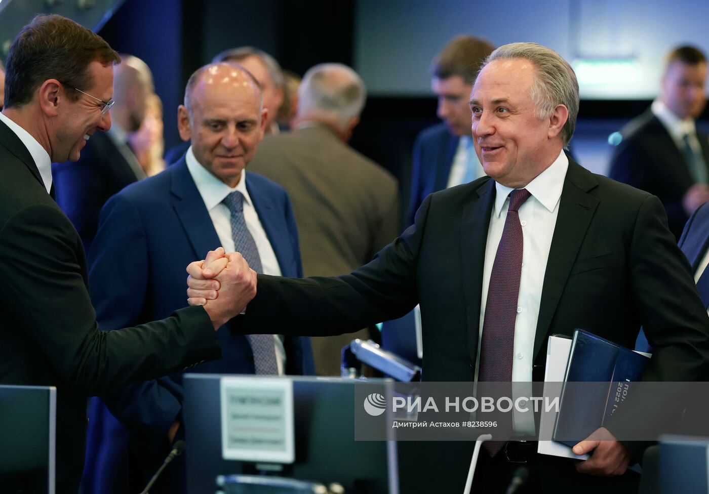 Премьер-министр РФ М. Мишустин провел стратегическую сессию по направлению "Строительство и ЖКХ"