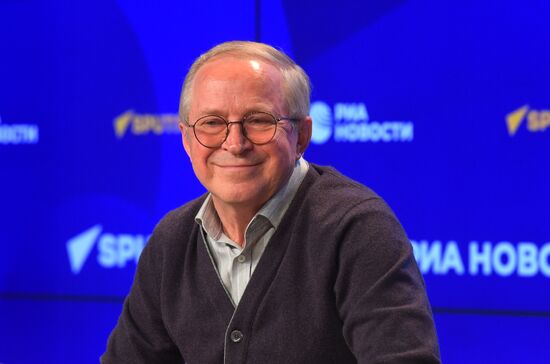 Творческая встреча с создателями и актерами фильма "Нахимовцы"   