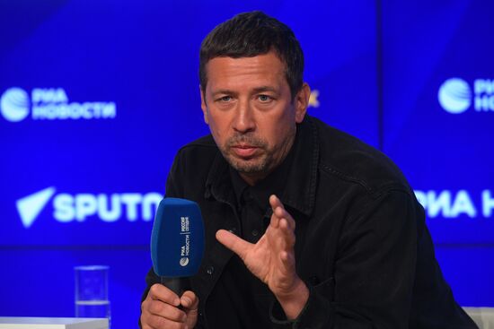 Творческая встреча с создателями и актерами фильма "Нахимовцы"  