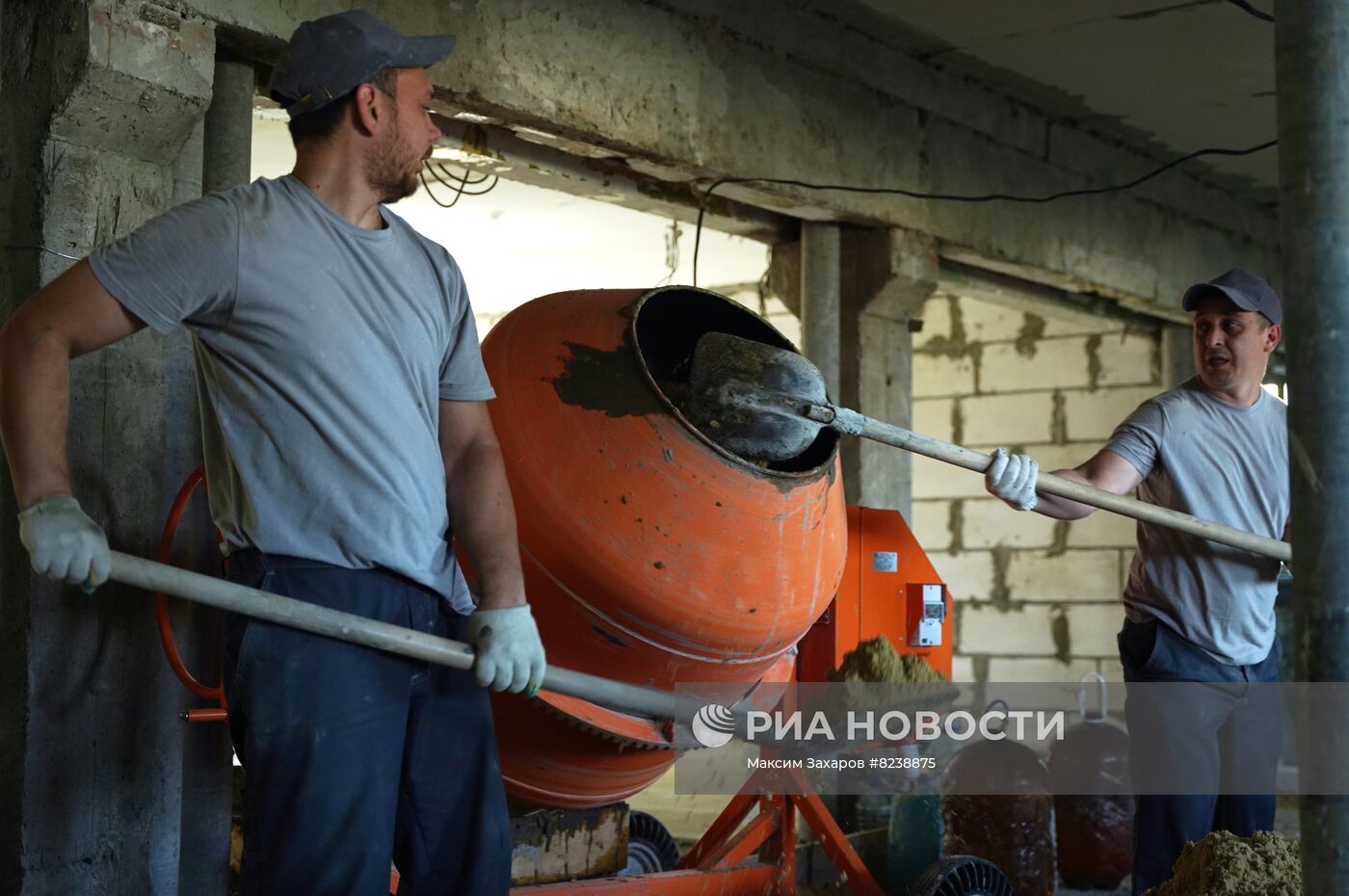 Восстановление общежития ЛГУ им. В. Даля бригадами из РФ