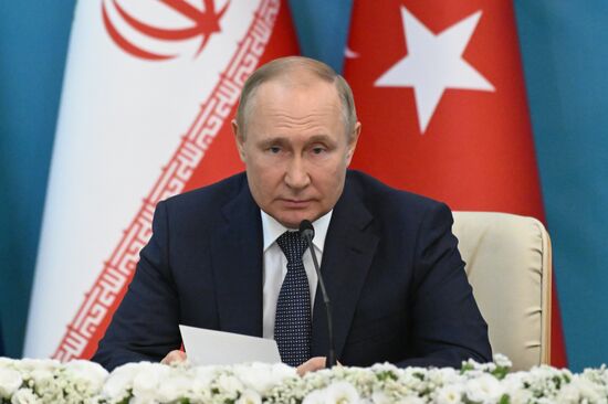 Рабочий визит президента РФ В. Путина в Иран