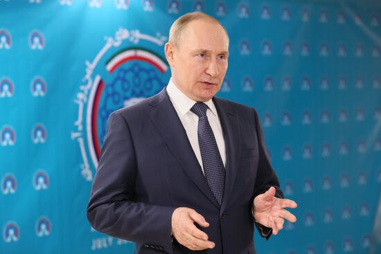 Рабочий визит президента РФ В. Путина в Иран