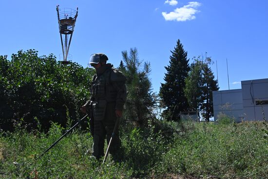 Разминирование мариупольского аэропорта