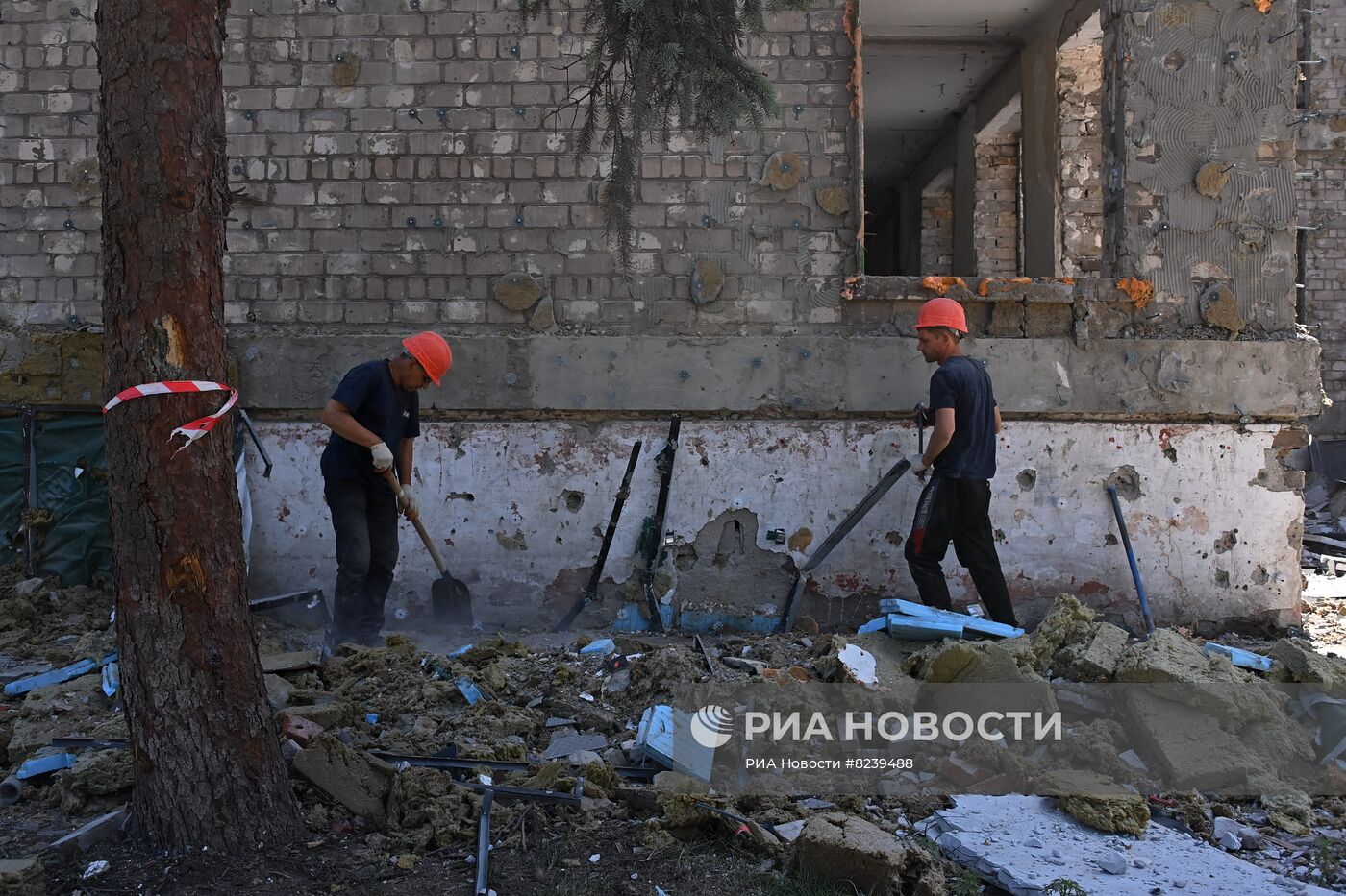 Работы по восстановлению Мариуполя