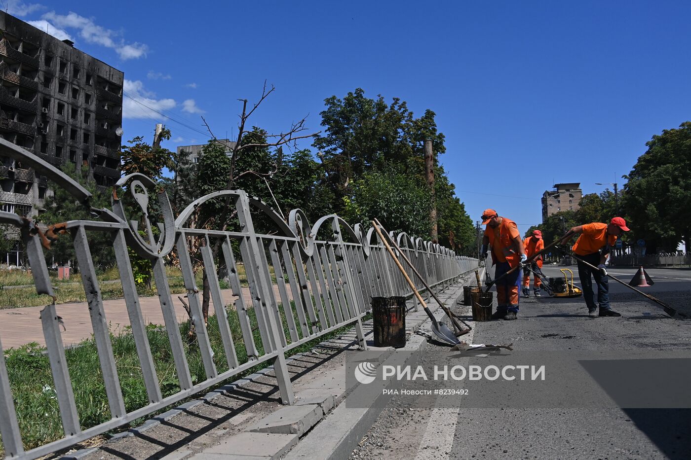 Работы по восстановлению Мариуполя