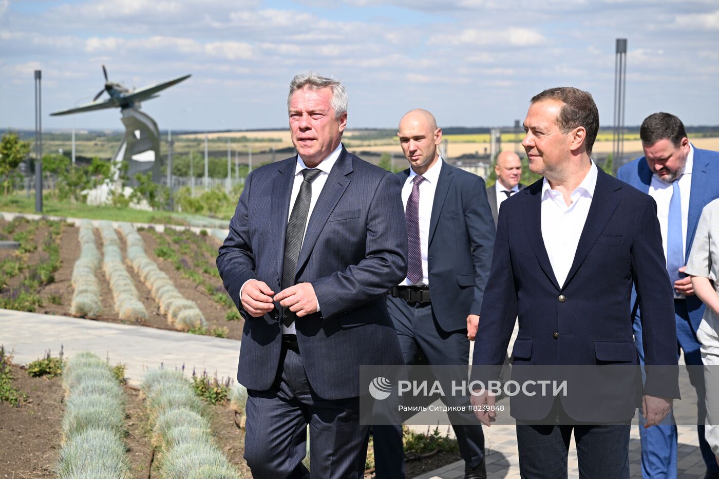 Рабочая поездка зампредседателя Совбеза РФ Д. Медведева в Ростовскую область