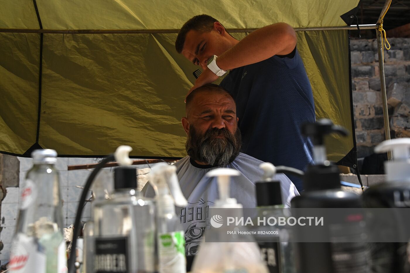 Стихийный рынок в Мариуполе