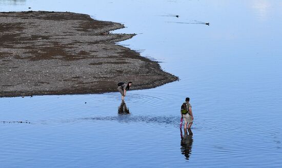 Река Енисей обмелела в Красноярском крае 