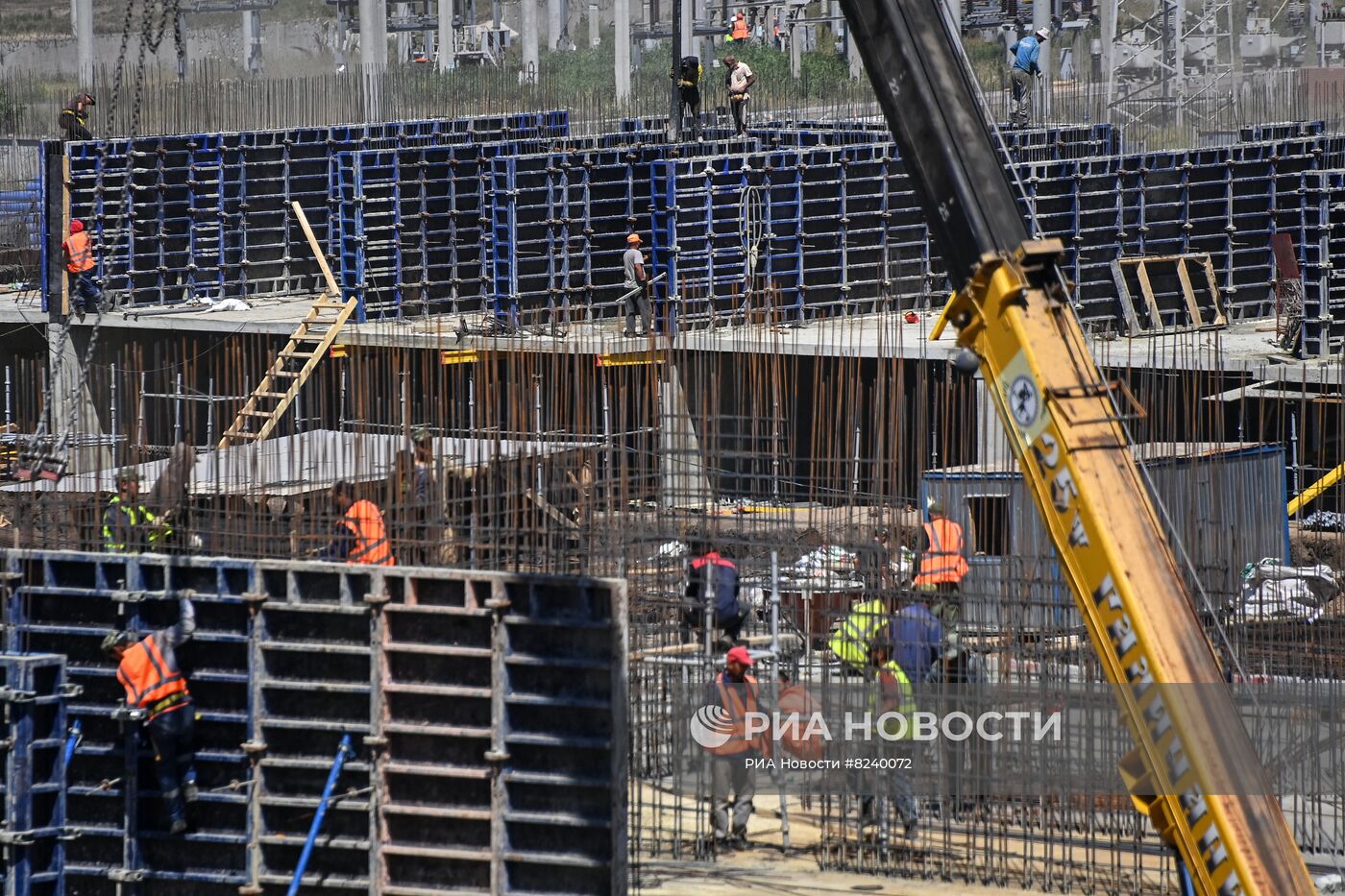 Строительство жилых домов бригадами ВСК МО РФ в Мариуполе