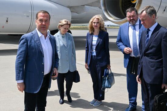 Рабочая поездка зампредседателя Совбеза РФ Д. Медведева в Ростовскую область