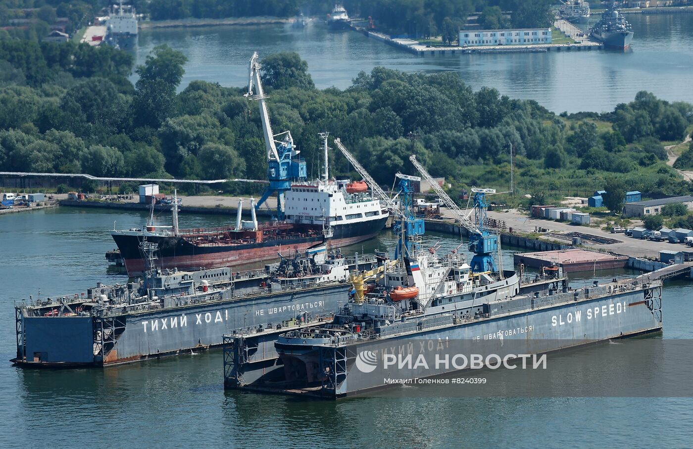 Работа порта в Балтийске 