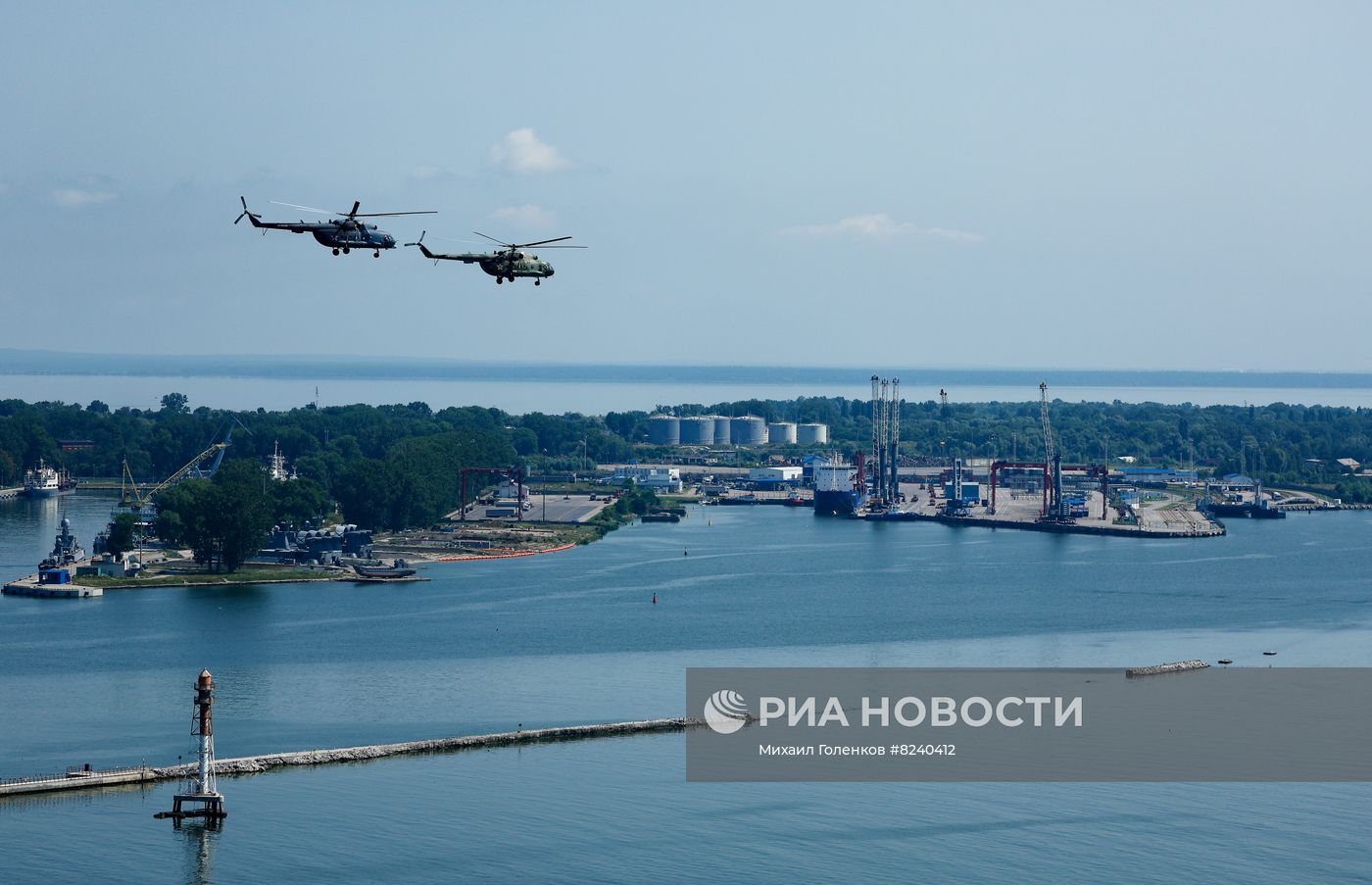 Работа порта в Балтийске  
