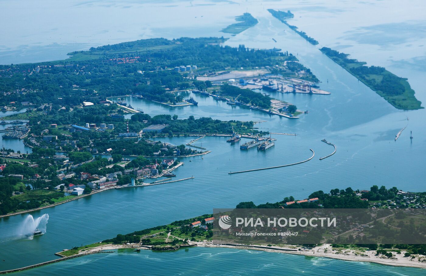 Работа порта в Балтийске 