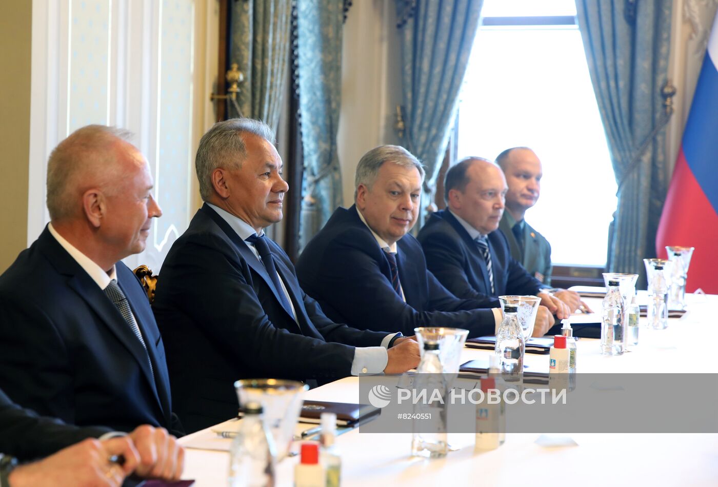 Встреча министров обороны России и Турции С. Шойгу и Х. Акара