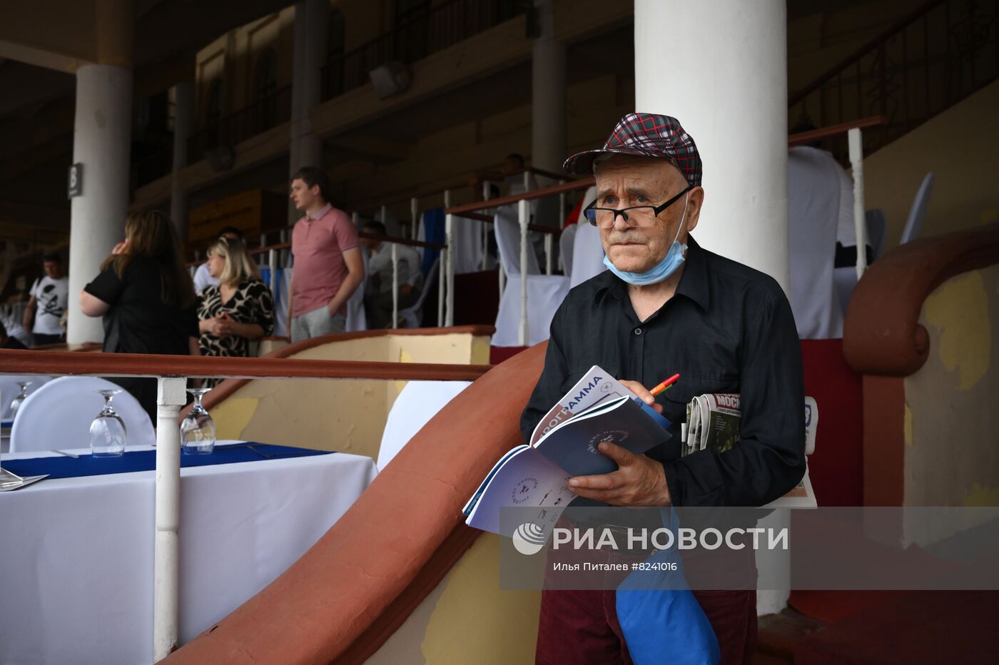 Скачки в честь 20-летия конного завода "Донской"