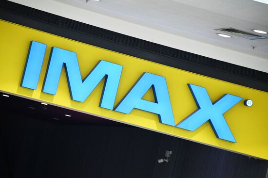 Корпорация IMAX приостановила деятельность в России