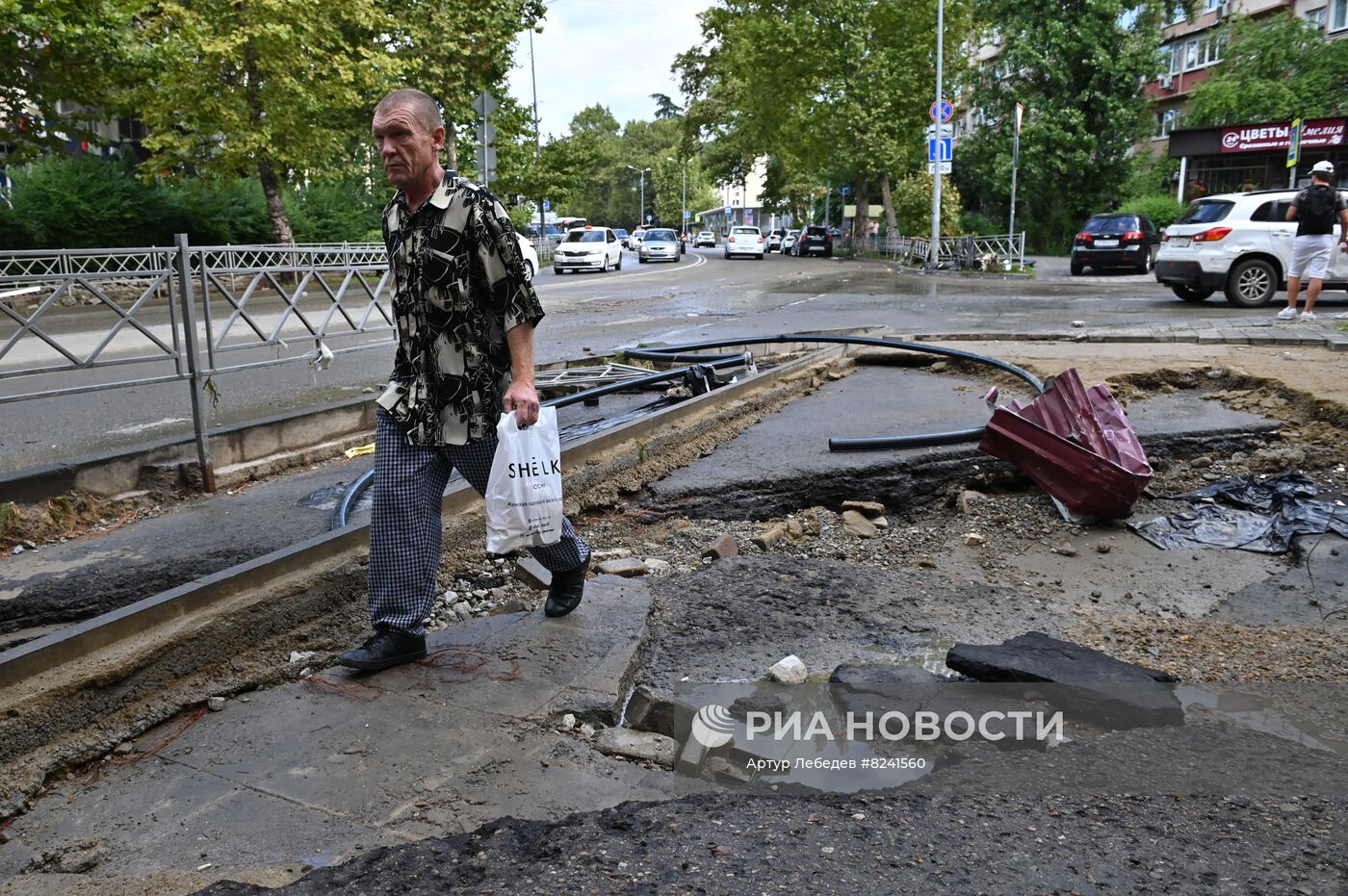 Сочи затопило после обильных ливней