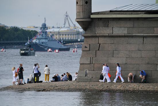 Репетиция парада ко Дню ВМФ в Санкт-Петербурге