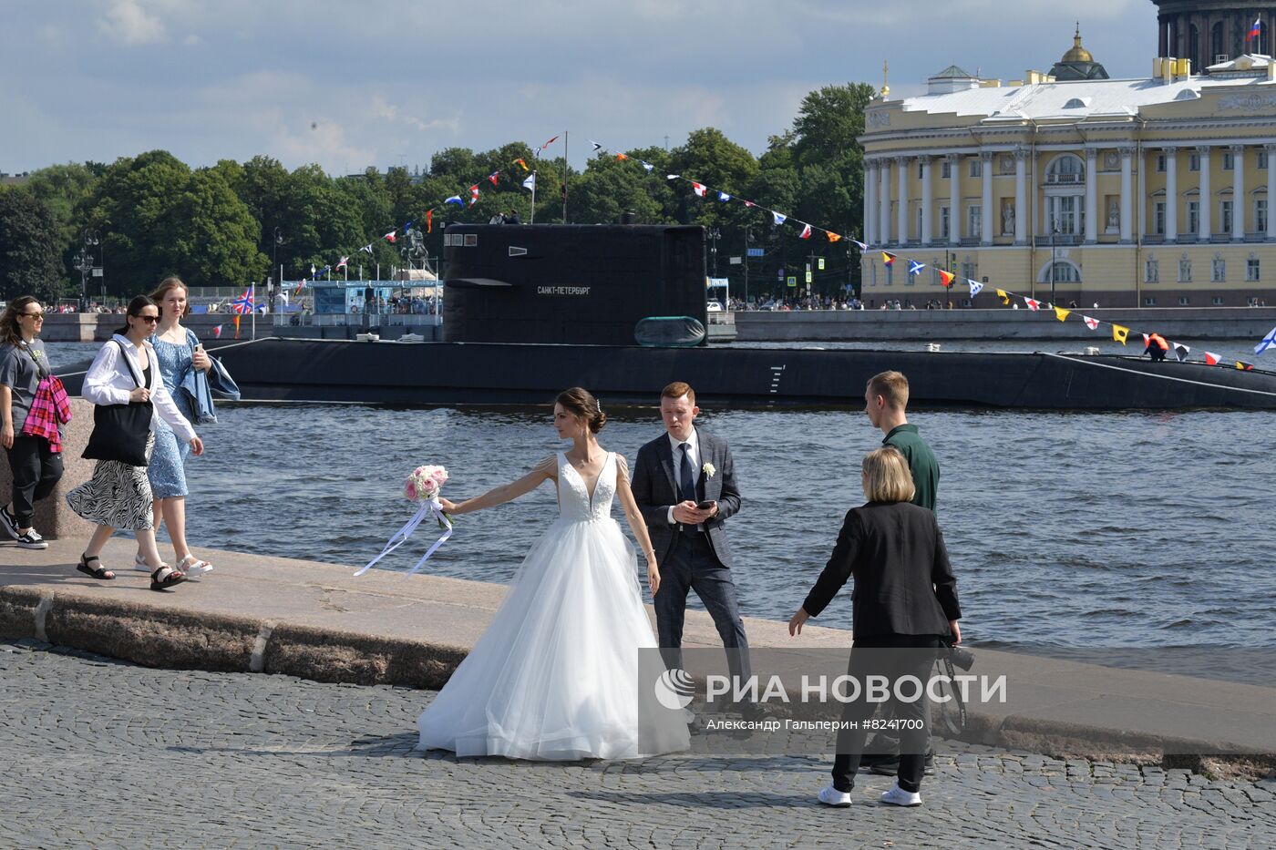 Репетиция парада ко Дню ВМФ в Санкт-Петербурге