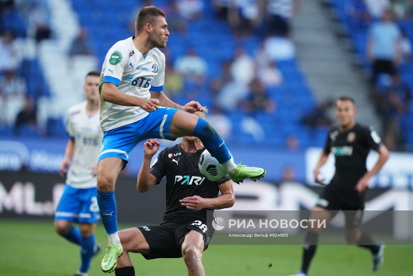 Футбол. РПЛ. Матч "Динамо" - "Торпедо"