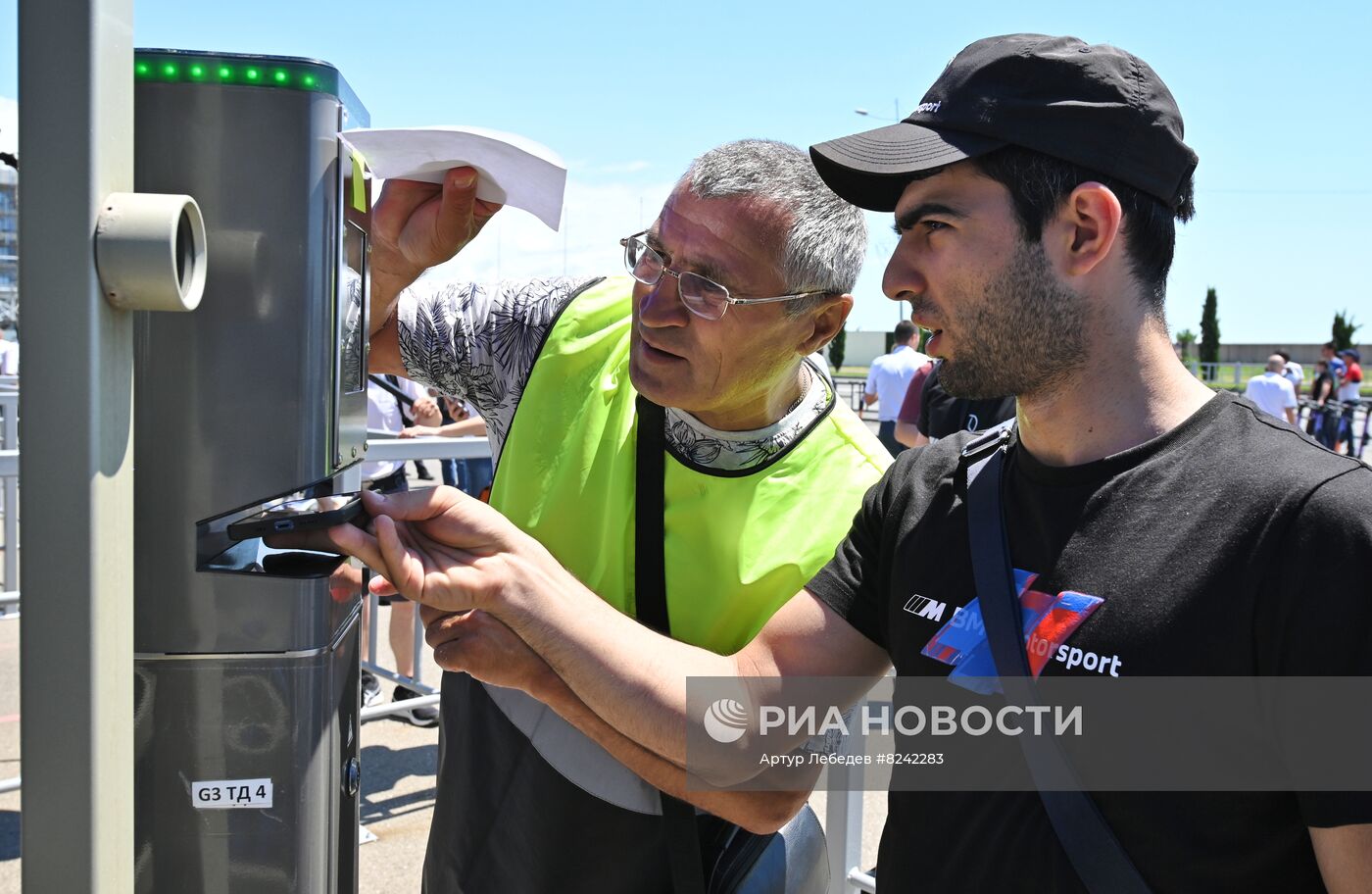 Подготовка стадиона "Фишт" к проведению матчей с использованием карты болельщика 