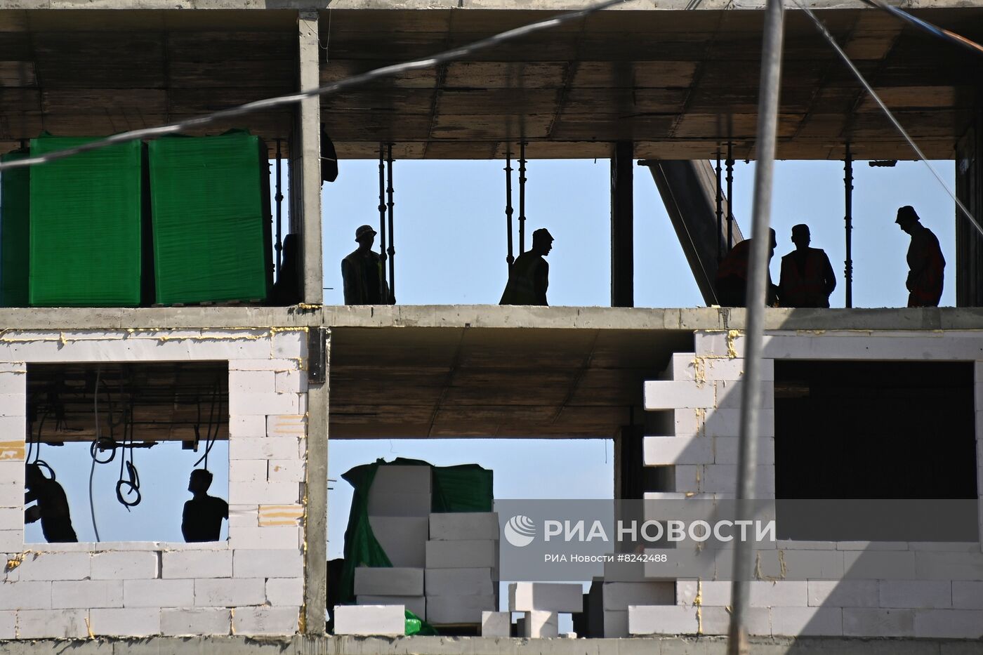 Строительство микрорайона бригадами ВСК МО РФ в Мариуполе