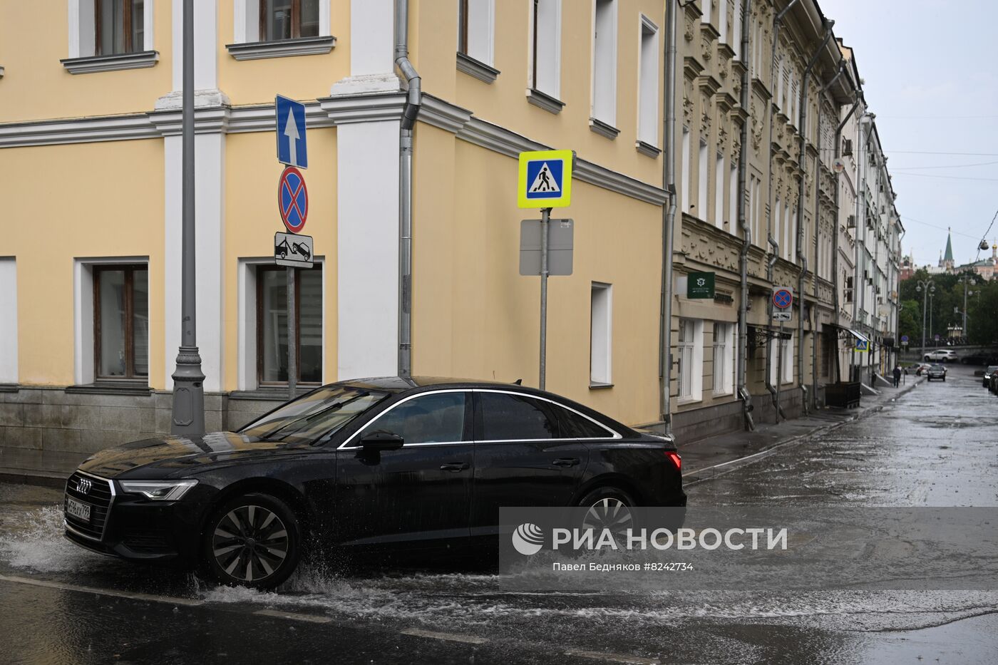 Дождь в Москве