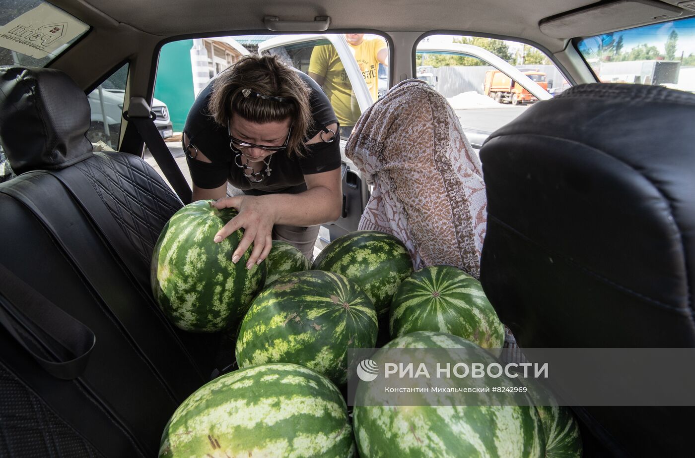 Продажа арбузов в Крыму