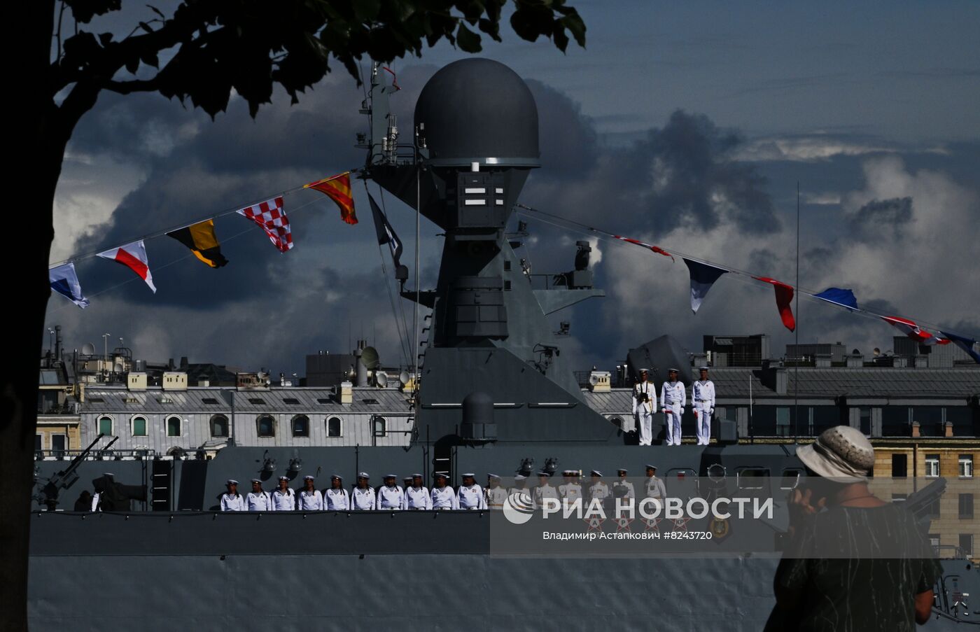 Генеральная репетиция парада ко Дню ВМФ