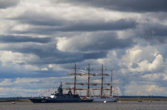 Генеральная репетиция парада ко Дню ВМФ 