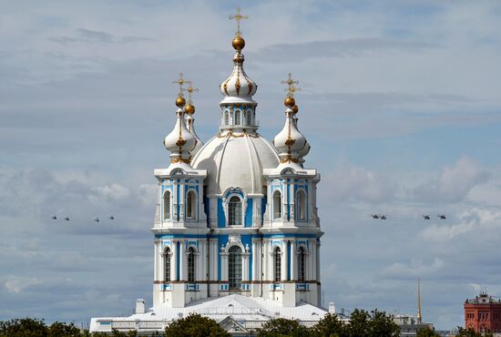 Генеральная репетиция парада ко Дню ВМФ