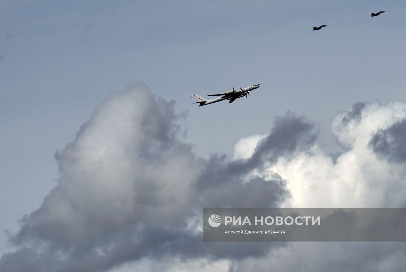 Генеральная репетиция парада ко Дню ВМФ