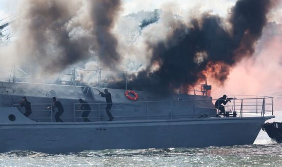 Генеральная репетиция парада ко Дню ВМФ 