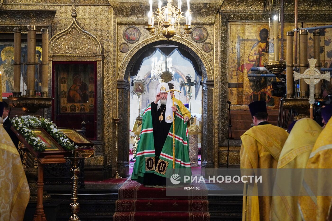 Патриаршее служение в день крещения Руси