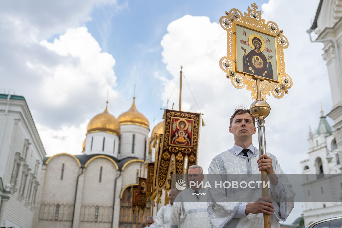 Патриаршее служение в день крещения Руси