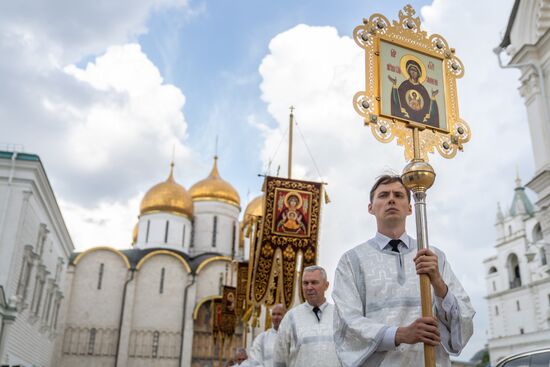 Патриаршее служение в день крещения Руси