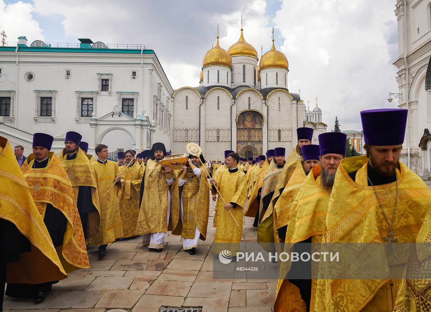 Патриаршее служение в день крещения Руси