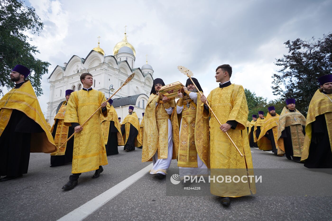 Патриаршее служение в день крещения Руси