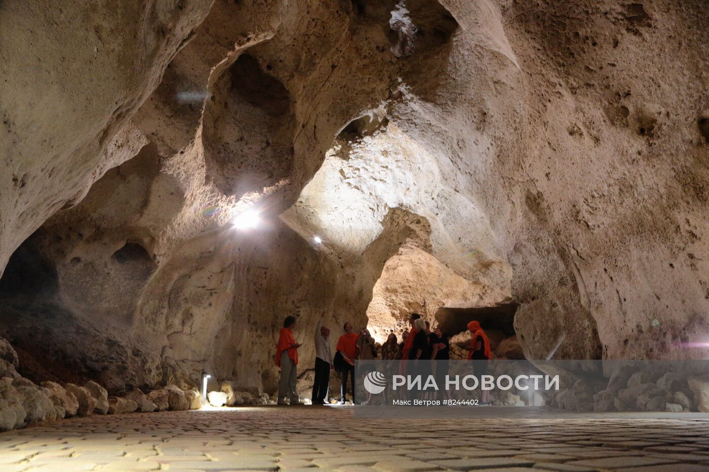 Открытие пещеры "Таврида" для посетителей в Крыму