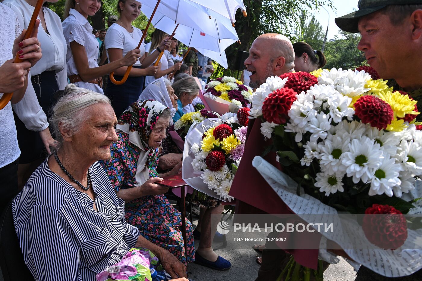 Акция "Парад для одного ветерана" в Мариуполе