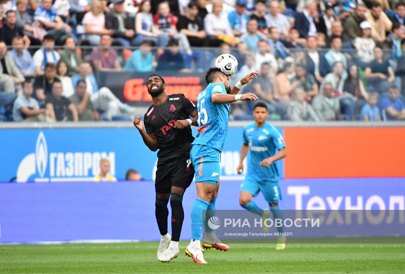 Футбол. РПЛ. Матч "Зенит" - "Локомотив"