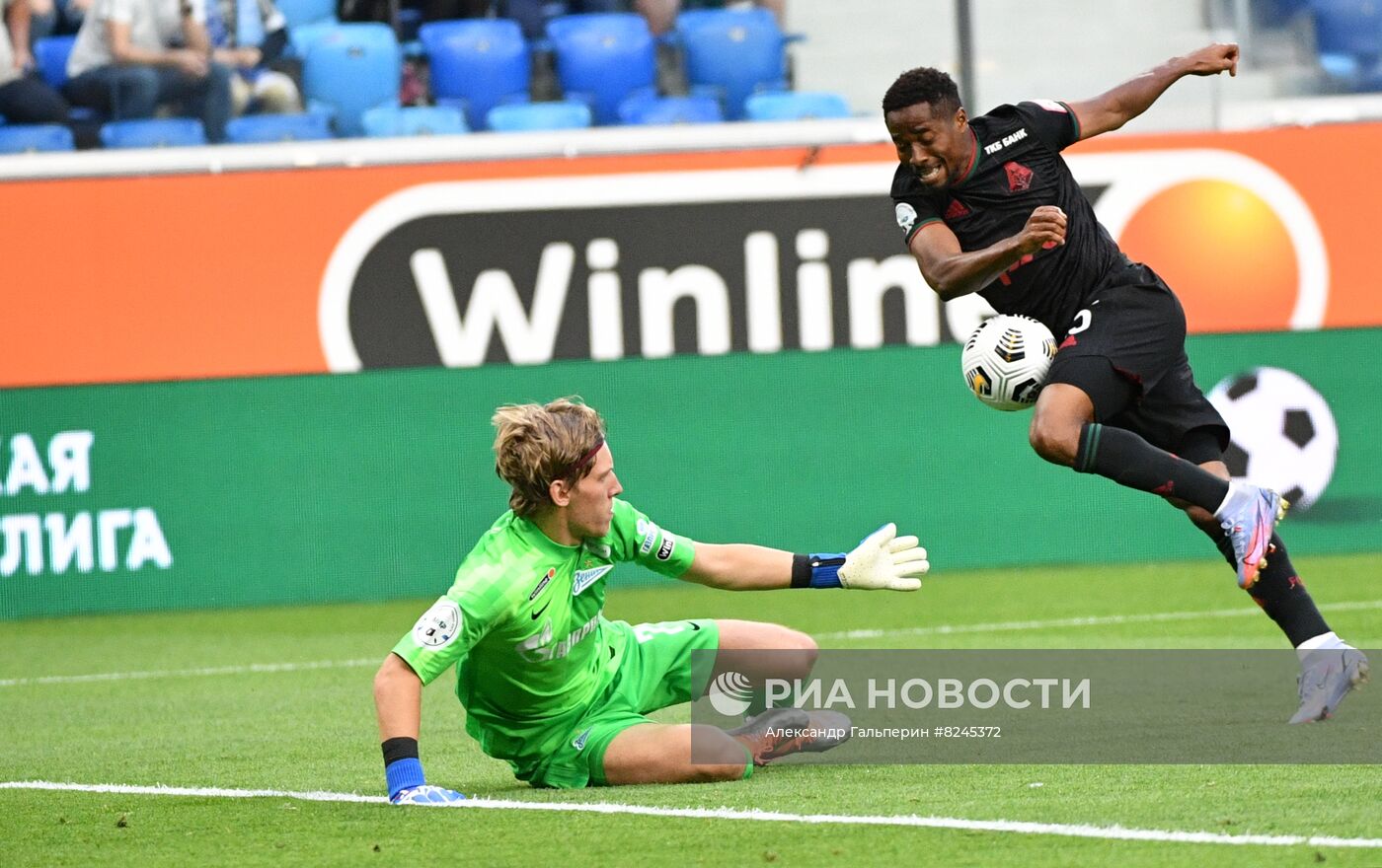 Футбол. РПЛ. Матч "Зенит" - "Локомотив"