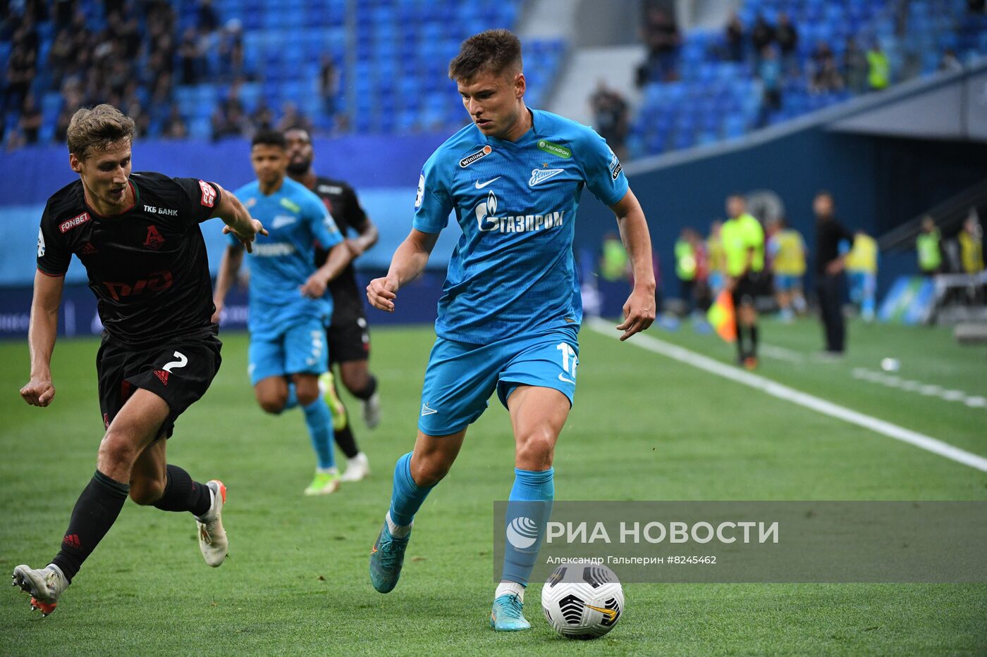 Футбол. РПЛ. Матч "Зенит" - "Локомотив"